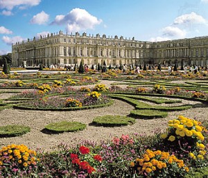 Versailles, a possible cause of the Revolution? / britannica.com